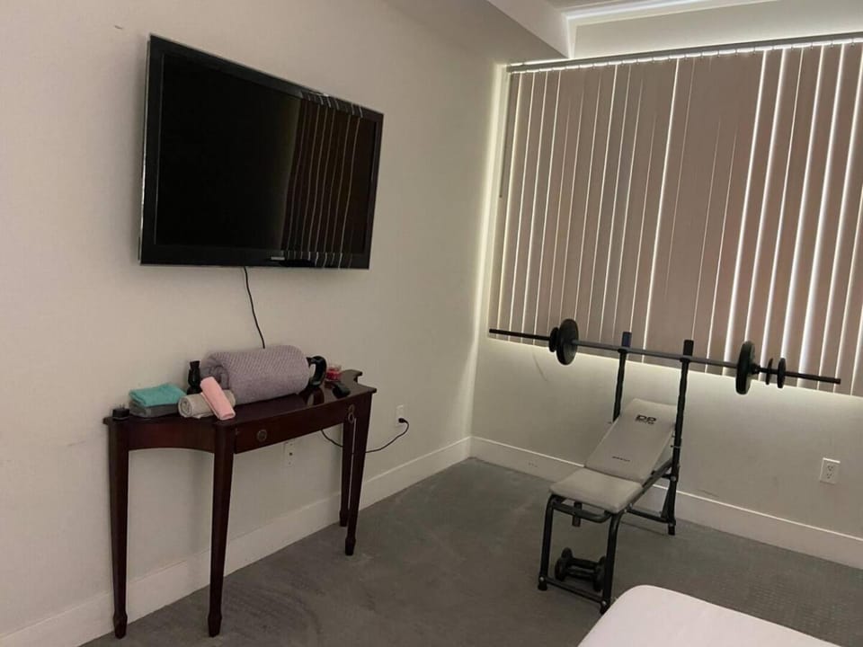 Glendale Americana 2 Bedroom 2 Bathroom Condo House in Glendale