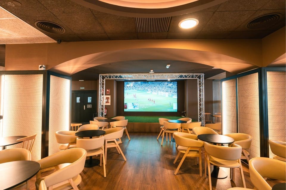 Communal lounge/ TV room, TV and multimedia