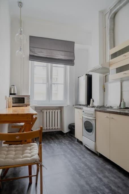 Warsaw Concierge Wilanowska Apartment in Warsaw