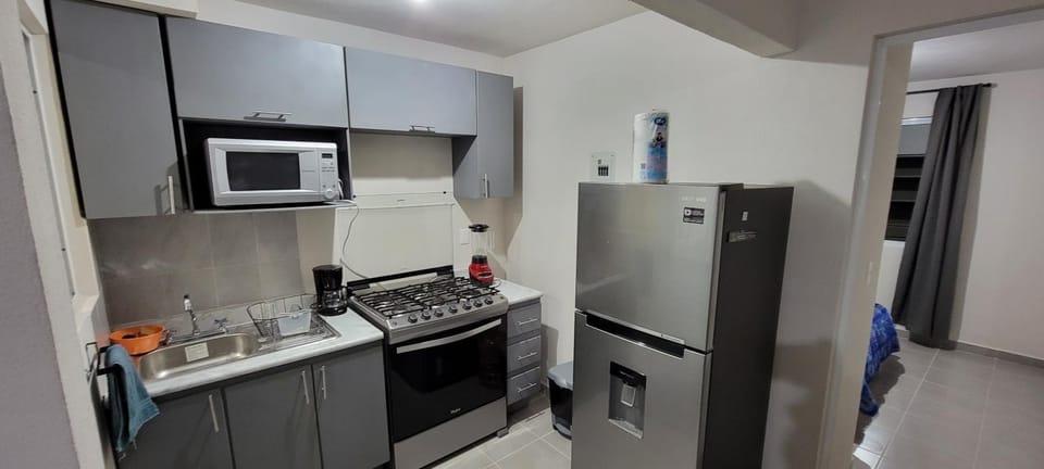 Coffee/tea facilities, Kitchen or kitchenette, dishwasher, minibar, pet friendly, stove
