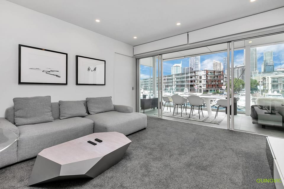 QV Stays Modern Waterfront Stunner Apartment in Auckland