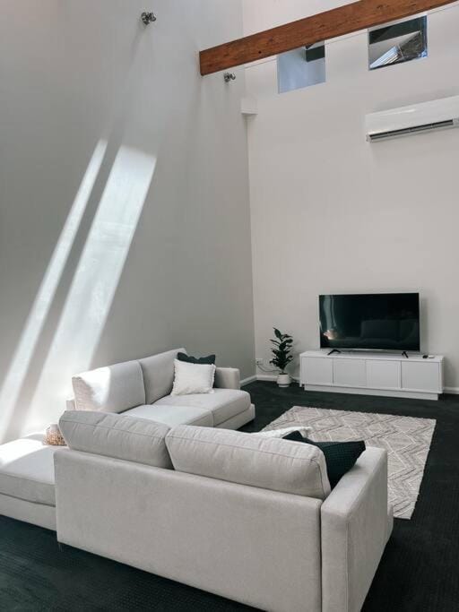Bendigo Townhouse - Walk to the CBD Apartment in Bendigo