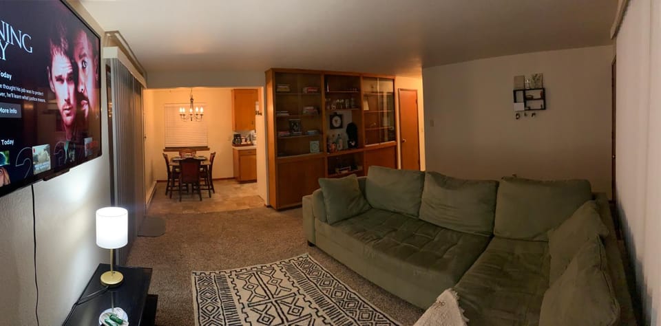 Hidden Gem! Spacious, Private, and Convenient Units Off River Road in Puyallup Apartment in Puyallup