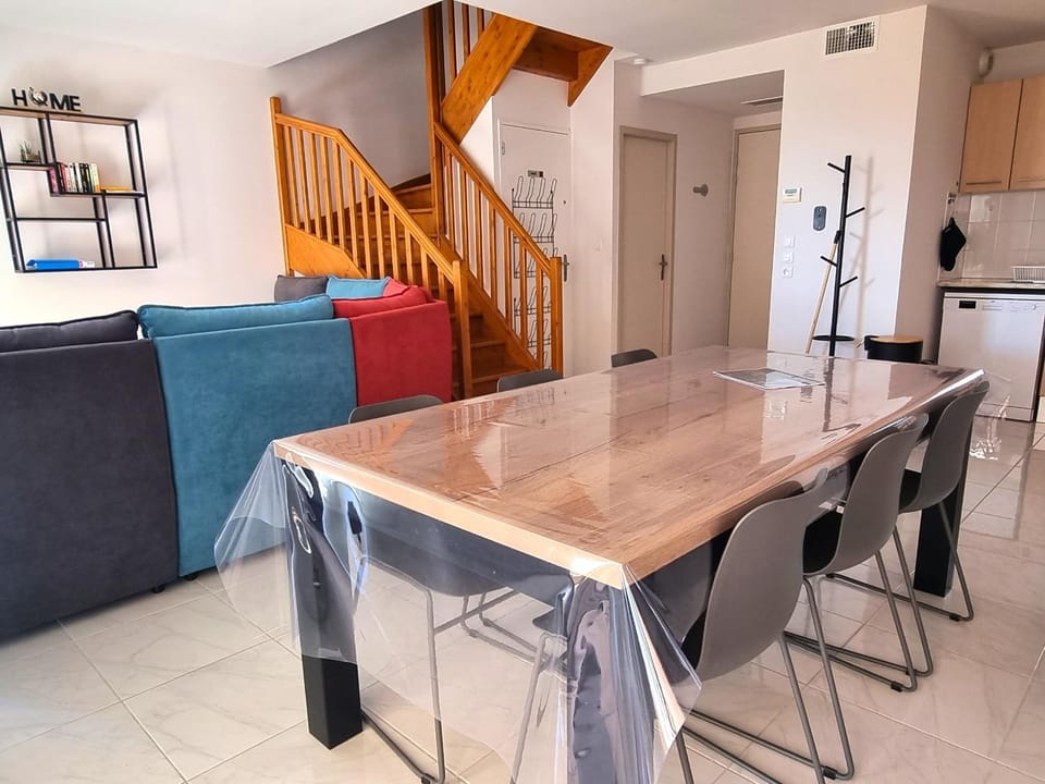 Banyuls T4 climatisé avec parking à 2 pas de la plage - FR-1-309-359 Apartment in Port-Vendres
