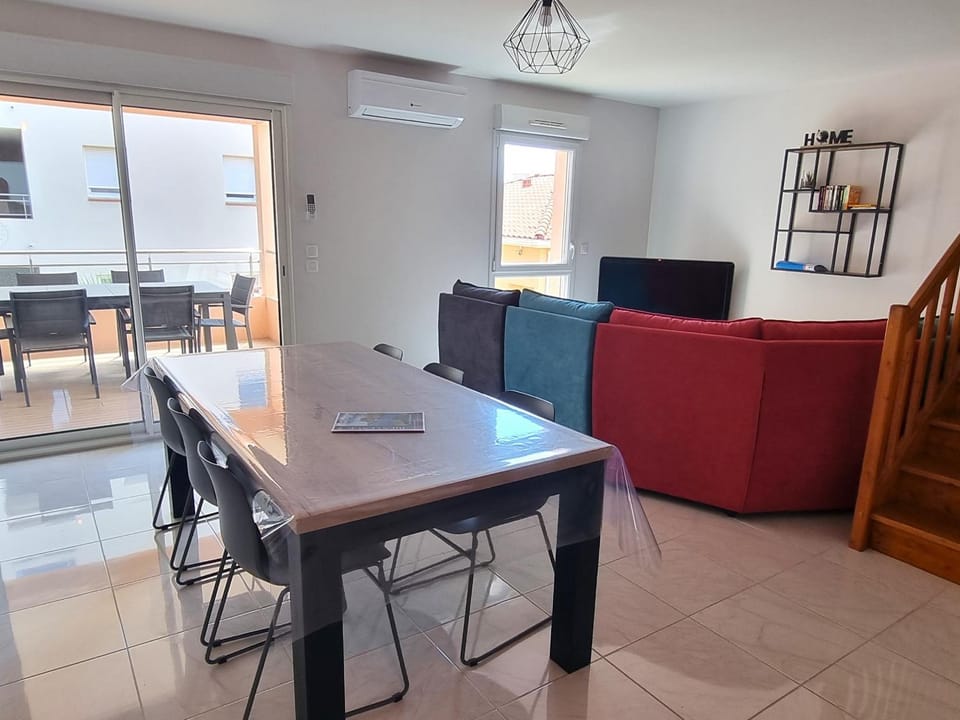 Banyuls T4 climatisé avec parking à 2 pas de la plage - FR-1-309-359 Apartment in Port-Vendres