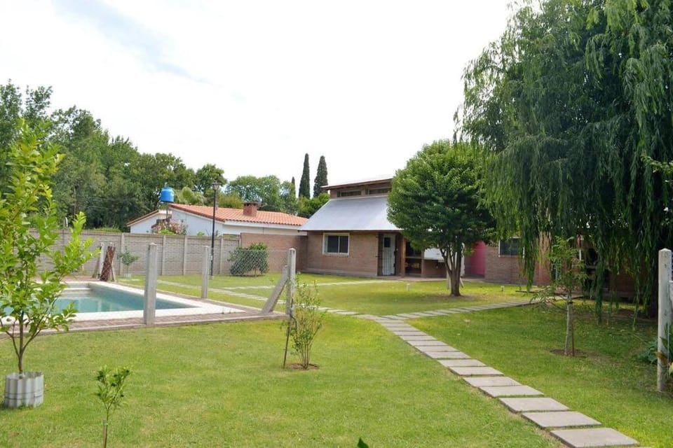 Property building, Day, Garden, Garden view, Pool view, Swimming pool