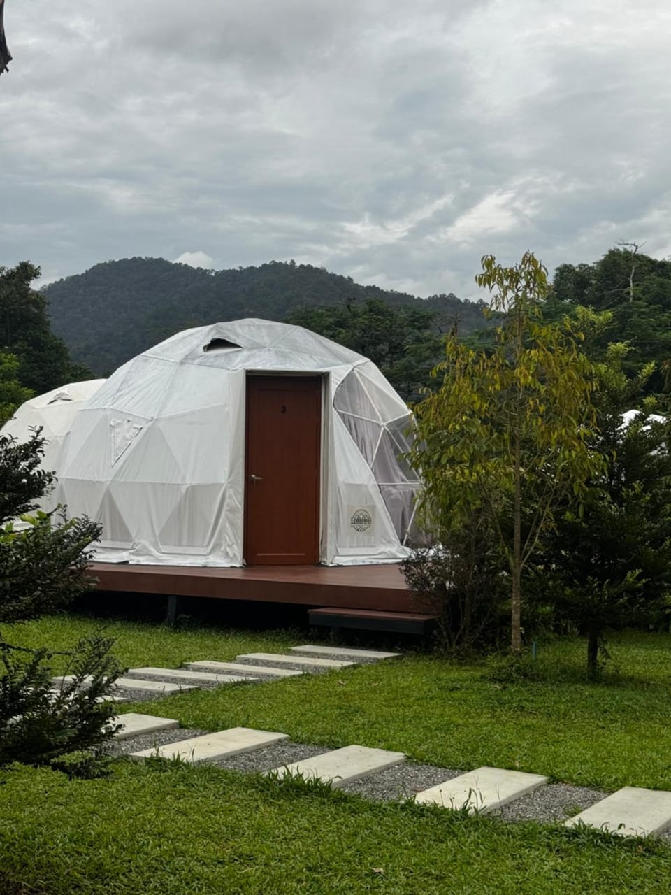 Cosy Garden Khao Sok Luxury tent in Khlong Sok