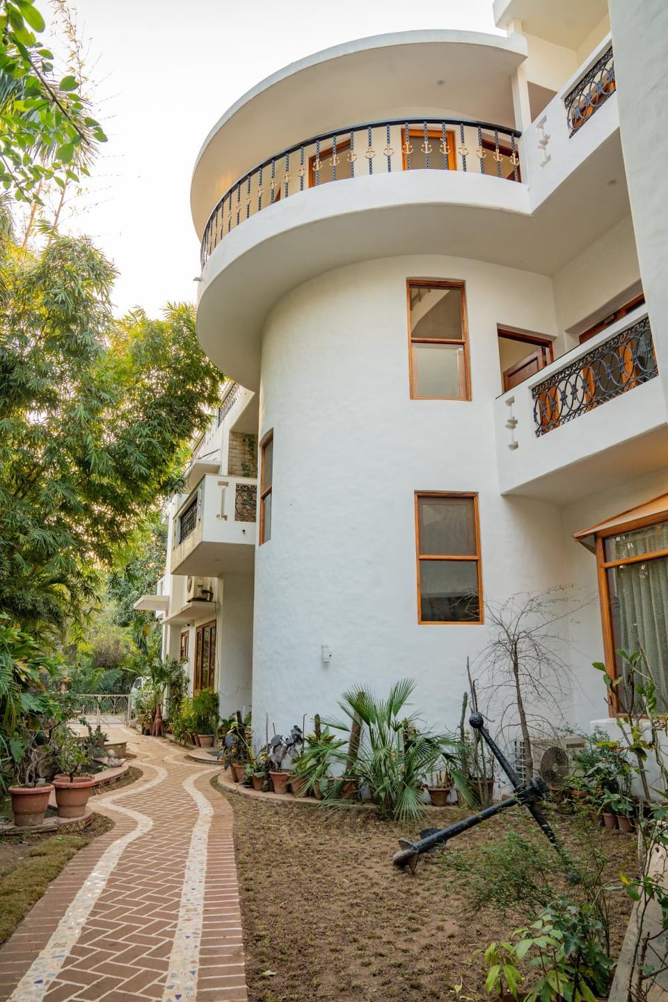 Property building, Garden