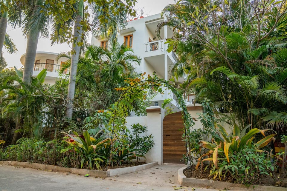 Property building, Garden