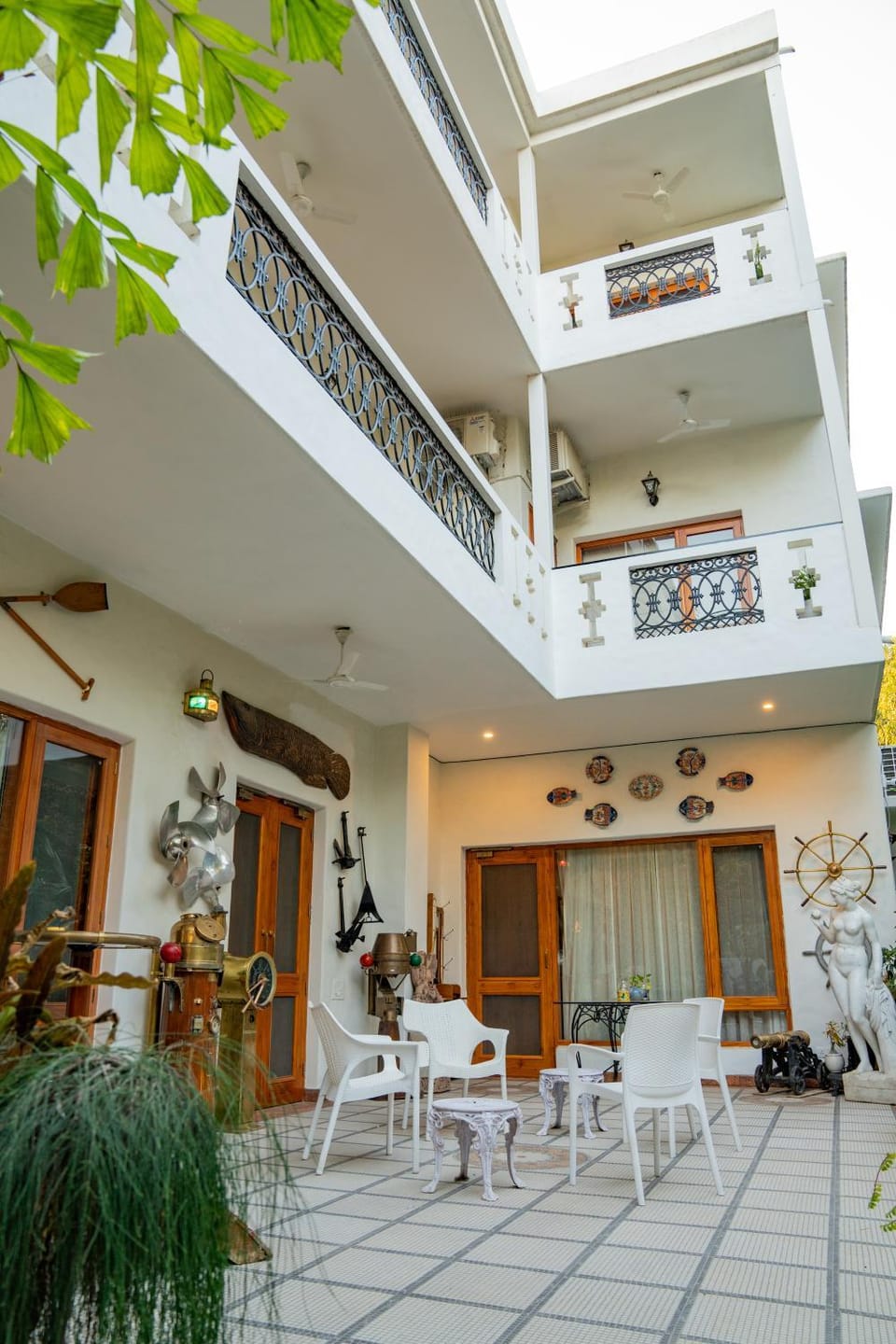 Property building, Seating area