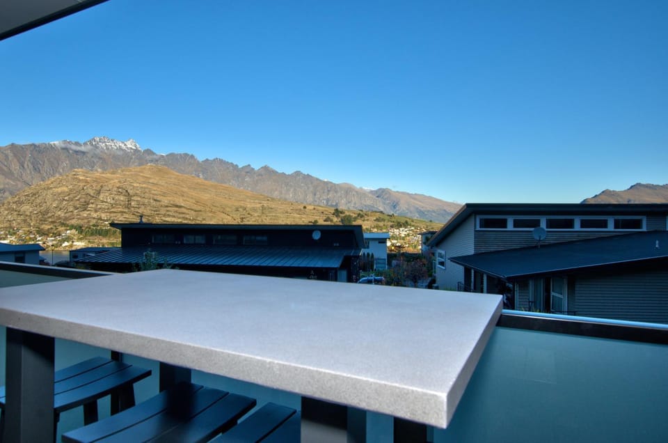 Day, Natural landscape, View (from property/room), Balcony/Terrace, Mountain view