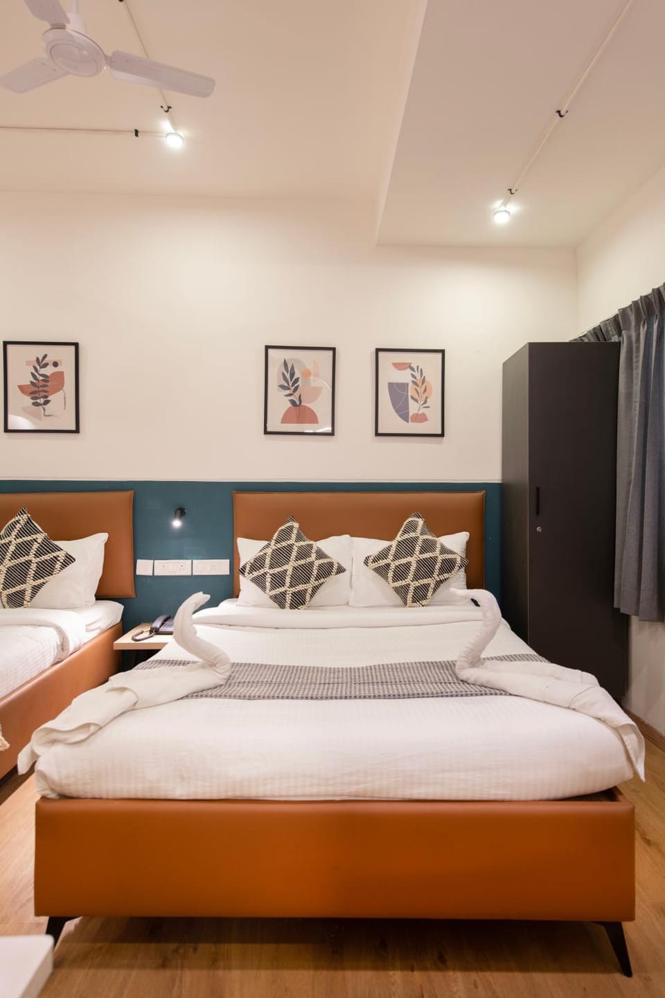 Convastay Prestige- Near Apollo Hospital & US Consulate Hotel in Chennai