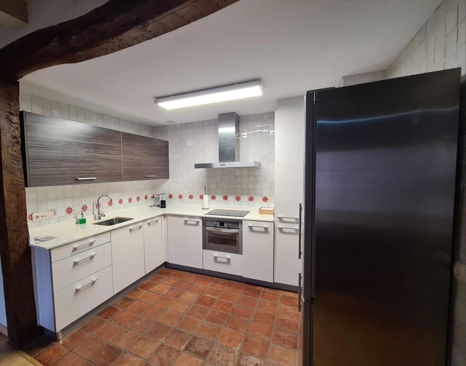 Kitchen or kitchenette, dishwasher, minibar, pet friendly, stove, washing machine