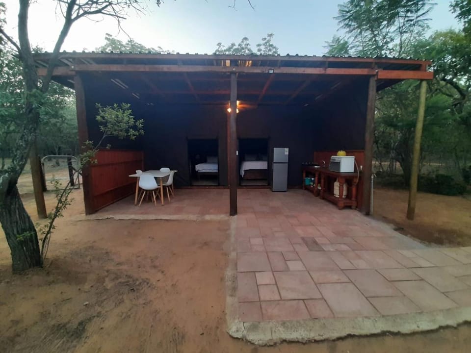Patio, Dining area