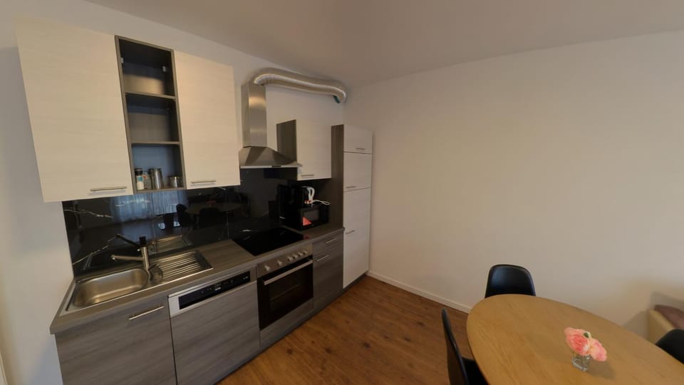 Kitchen or kitchenette, Dining area, kitchen