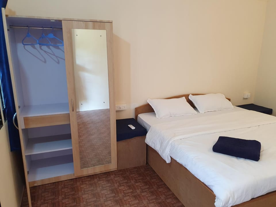 Saxony Village Resort Campground/ 
RV Resort in Agonda