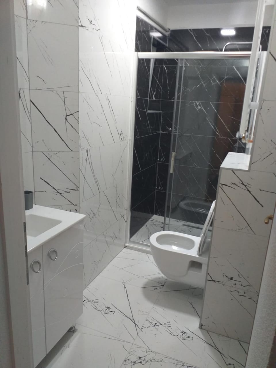 Shower, Toilet, Bathroom