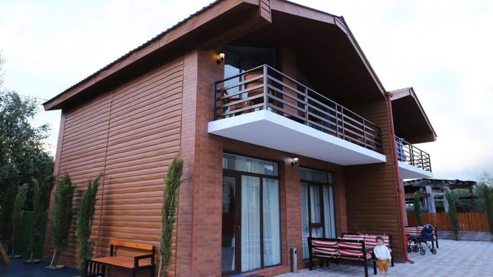 Property building, Day, View (from property/room), Balcony/Terrace