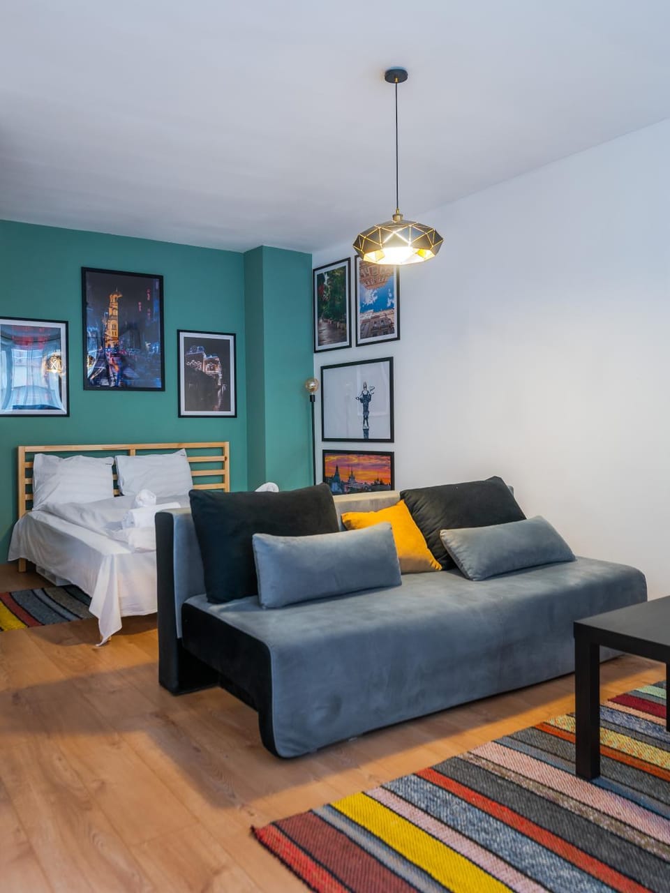 Living room, Photo of the whole room, Seating area, Bedroom