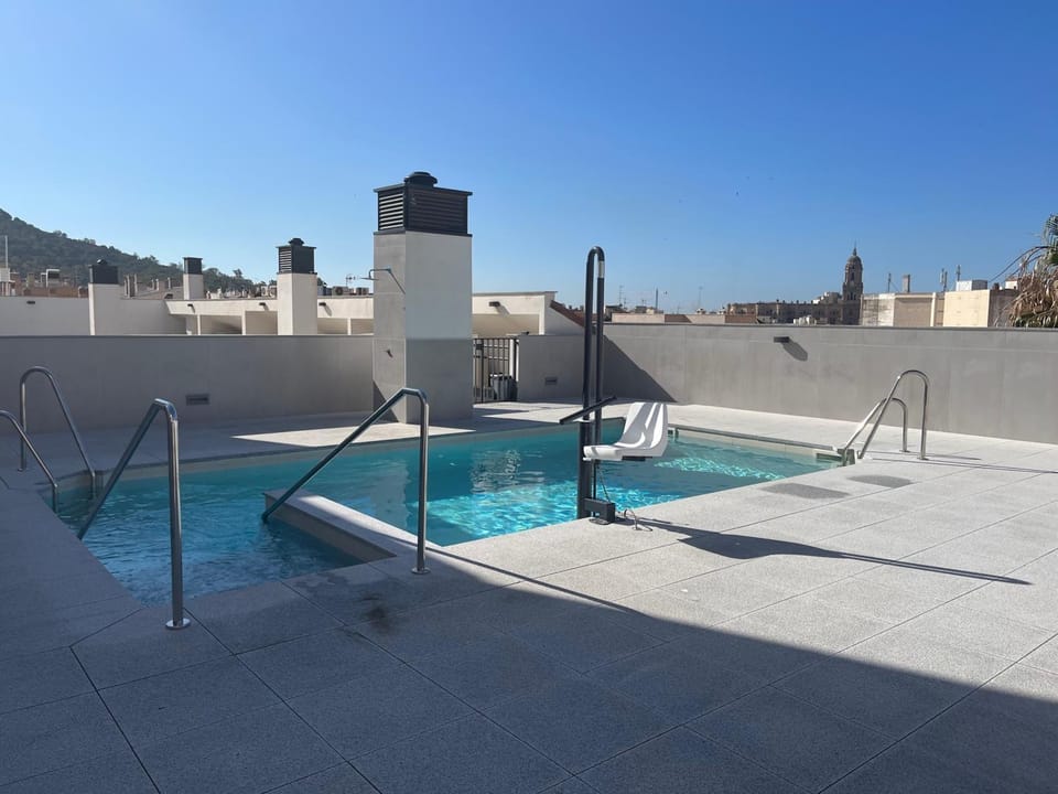 Balcony/Terrace, Swimming pool, Swimming pool