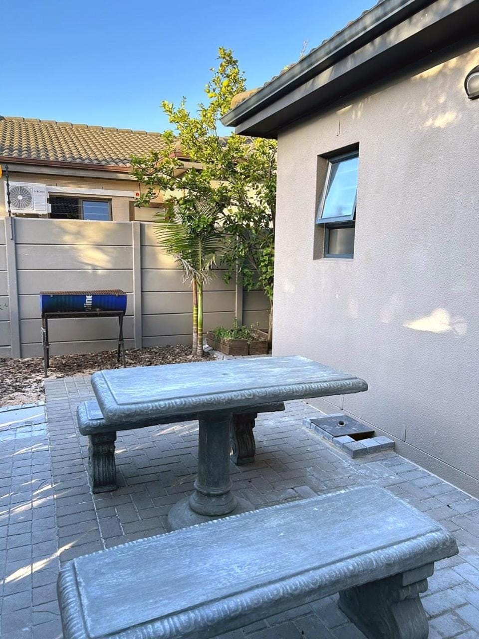 81 on Groenewoud Bed and Breakfast in Cape Town