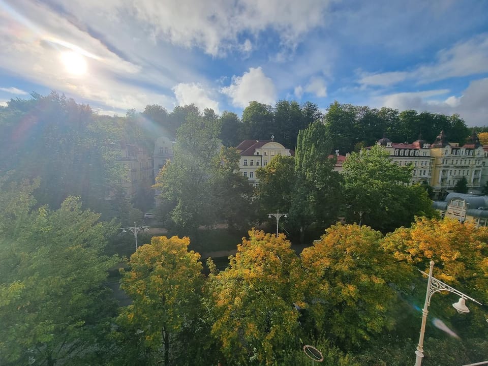 View (from property/room), City view