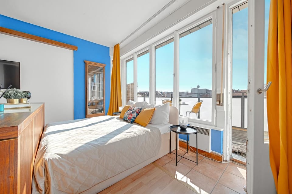 Bed, View (from property/room), Balcony/Terrace, Photo of the whole room, Bedroom