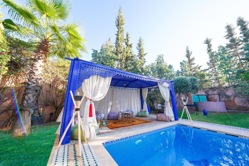 Garden, Garden view, Pool view, sunbed