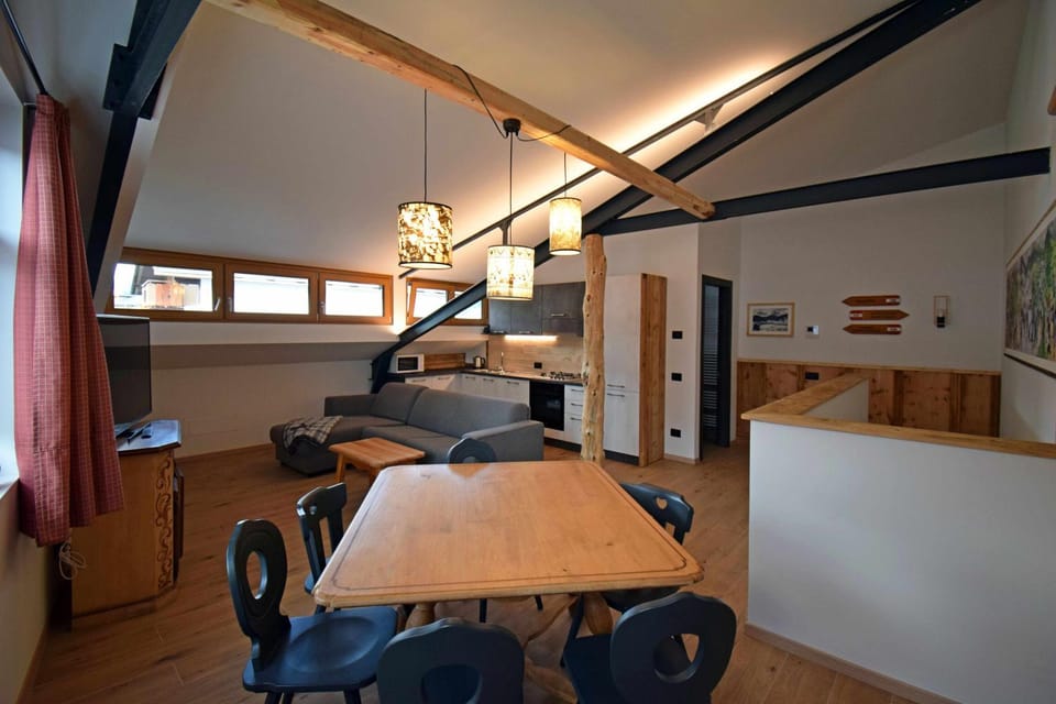Cirmolo - Val Comelico (Comfortable & Spacious) Apartment in Veneto