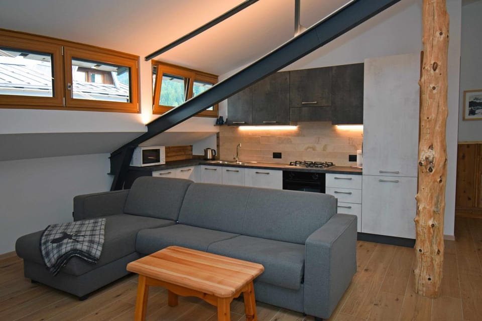 Cirmolo - Val Comelico (Comfortable & Spacious) Apartment in Veneto