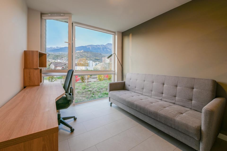 Smallville Apartment hotel in Sion