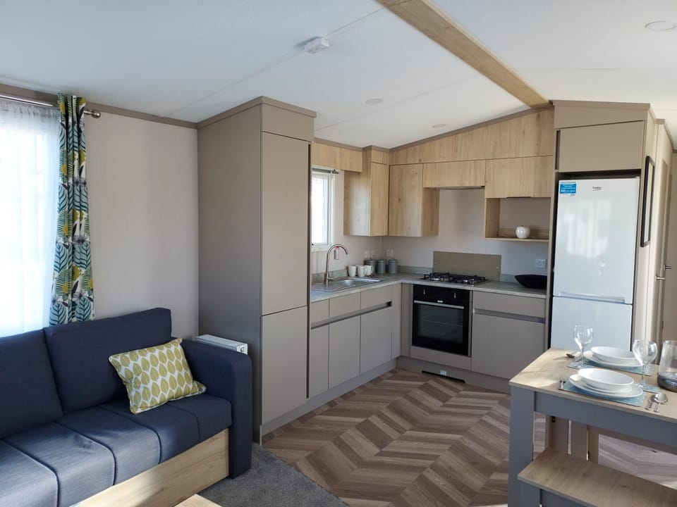 Coffee/tea facilities, Kitchen or kitchenette, Living room, Seating area, Dining area, pet friendly, stove