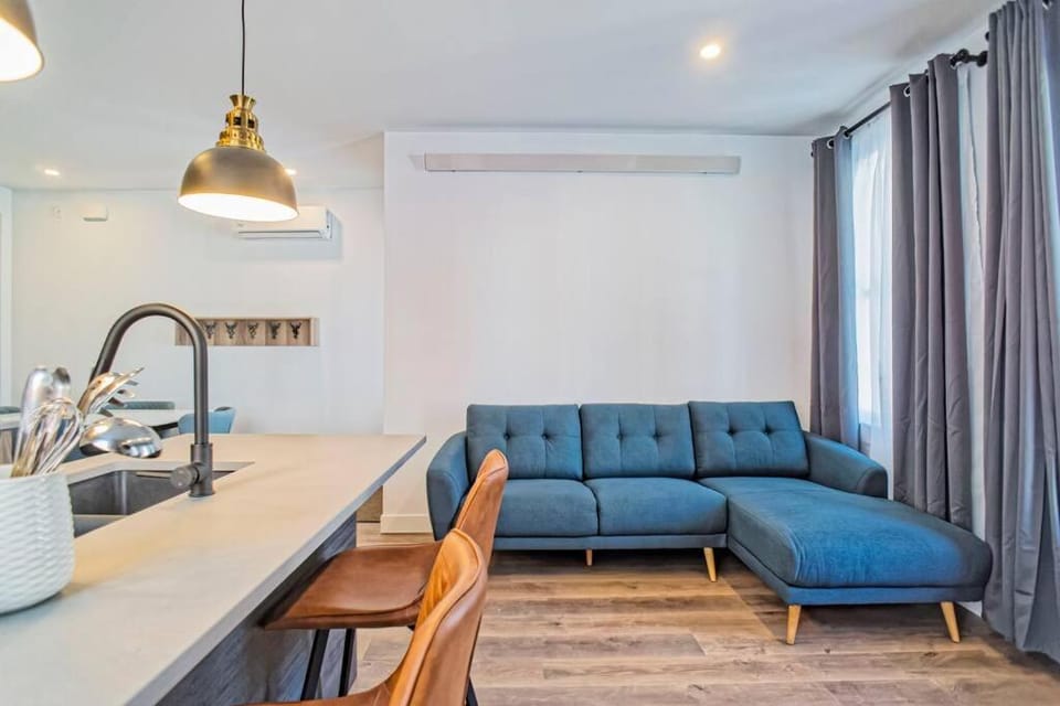 201 Condo au rez de chaussée , au coeur de Bromont Apartment in Quebec
