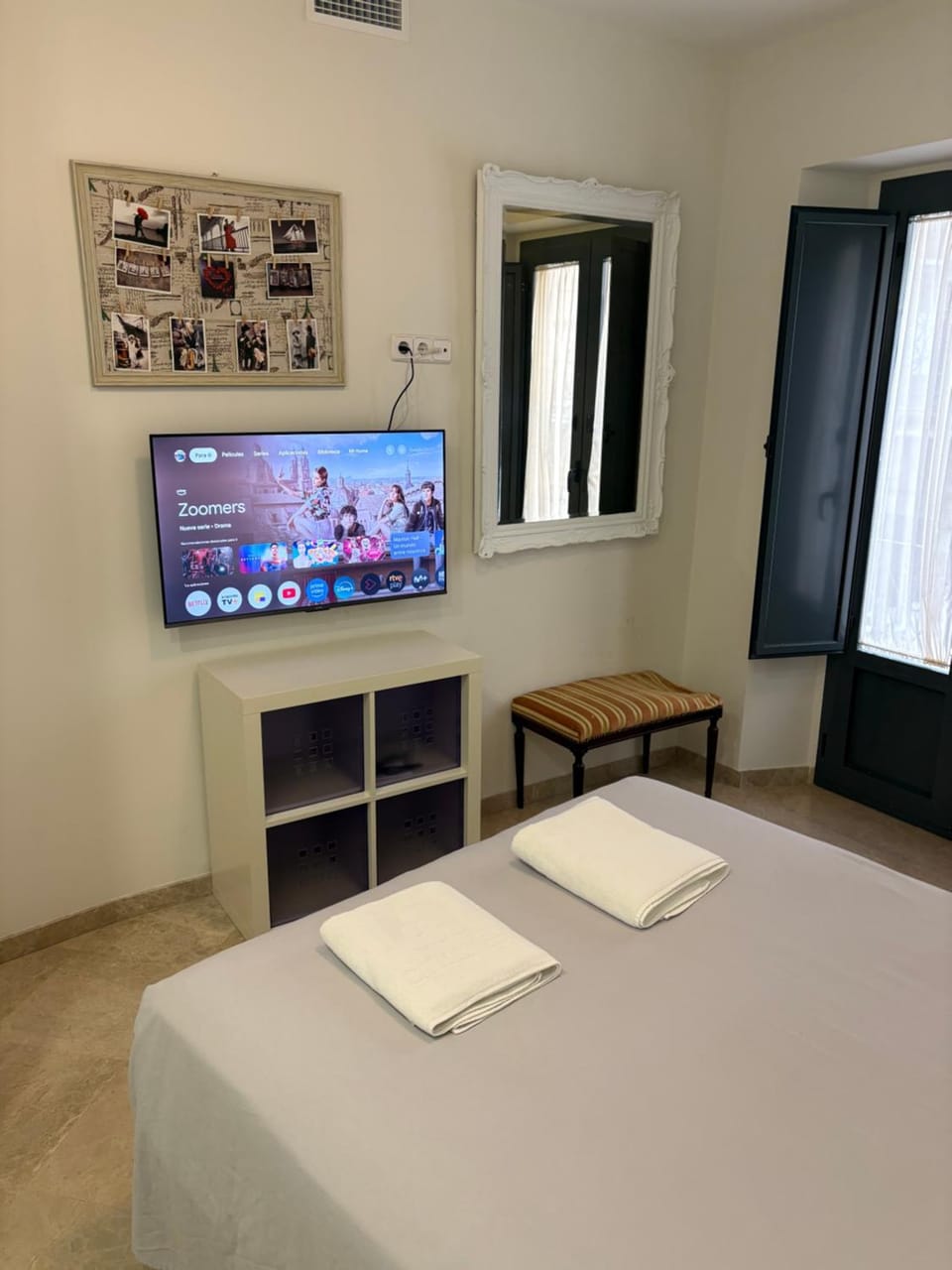 PETIT SAGASTA Apartamentos-Sagasta Apartment in Seville