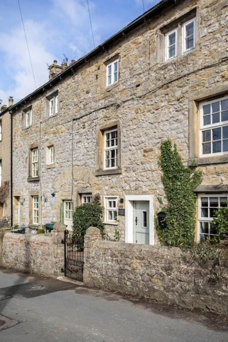 Primrose Cottage with Log Burner (Dog Friendly) House in Giggleswick