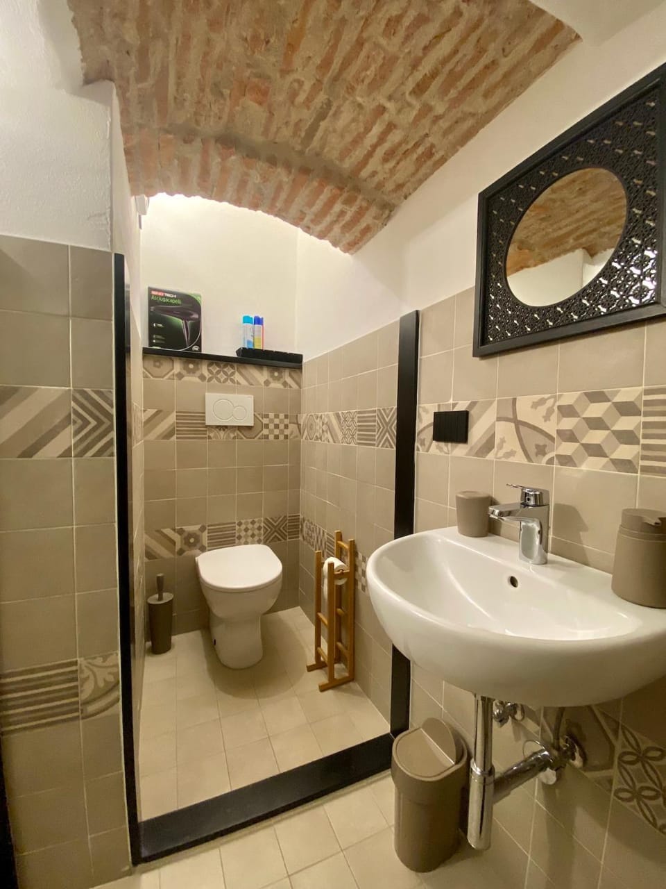 Toilet, Bathroom