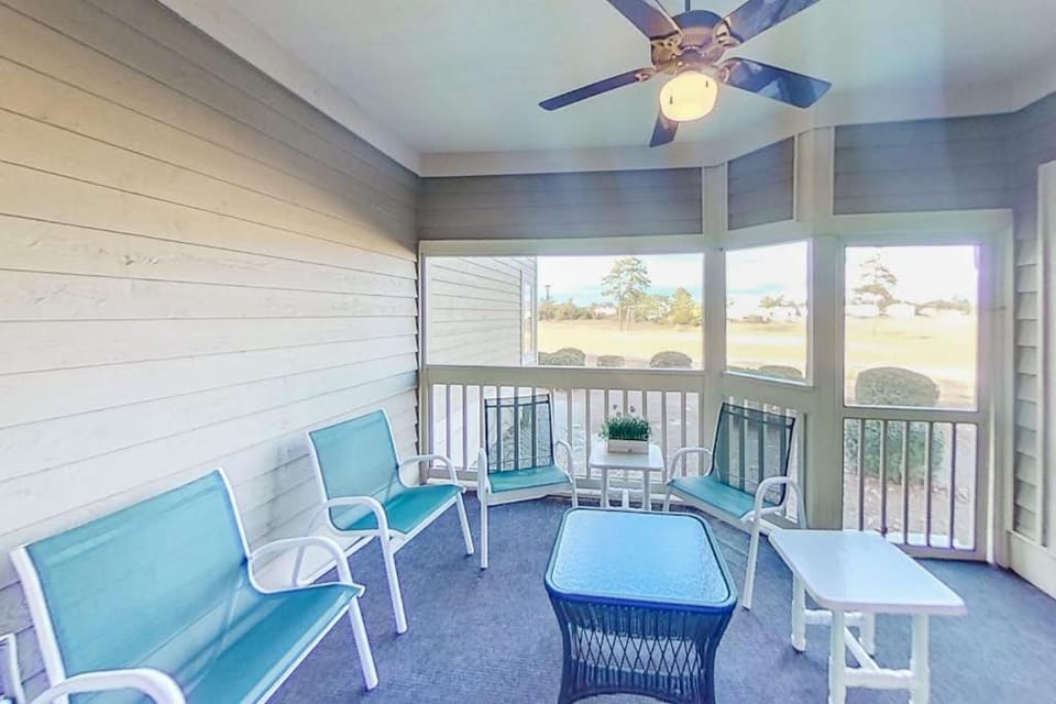 Tidewater Retreat House in Little River