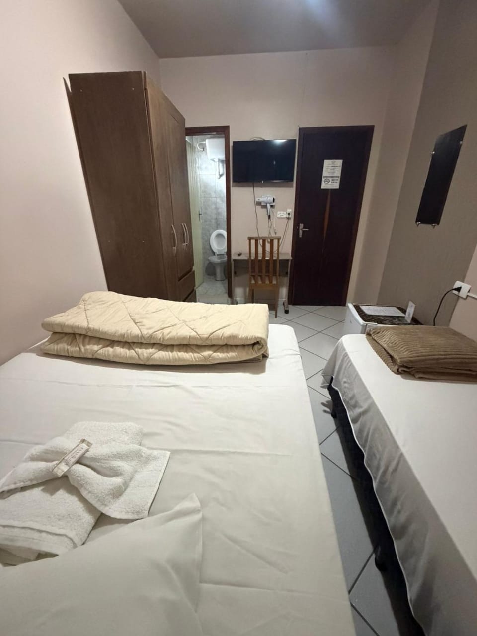 towels, wardrobe