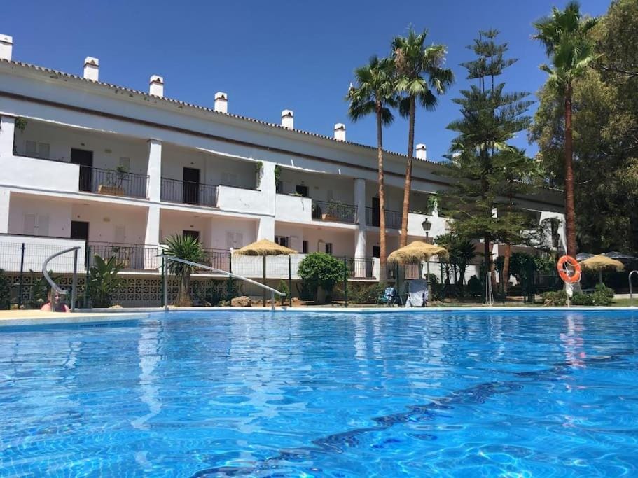 Pool view, Swimming pool, Swimming pool