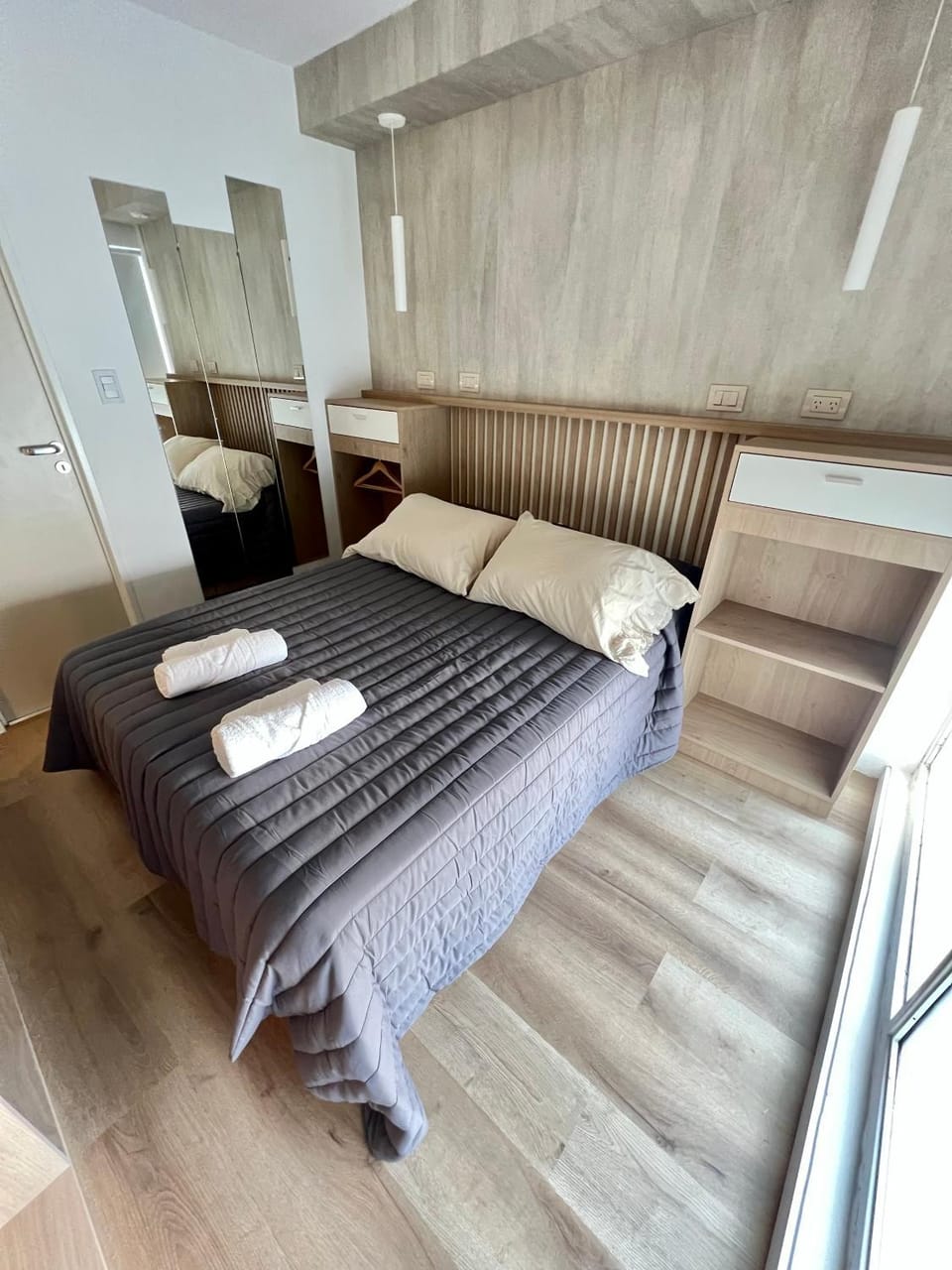 Bed, Photo of the whole room, Bedroom, towels