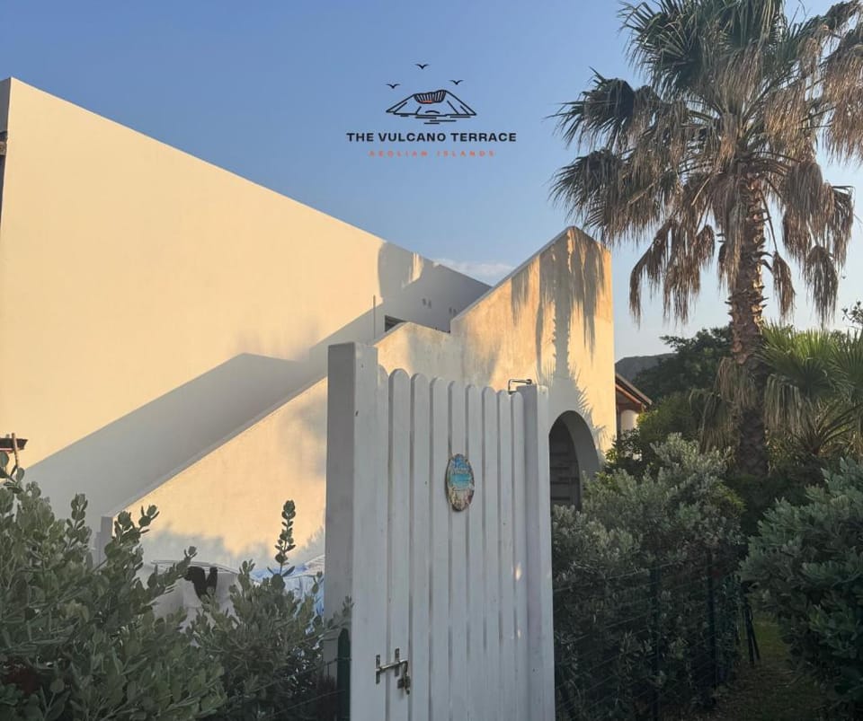 The Vulcano Terrace House in Sicily