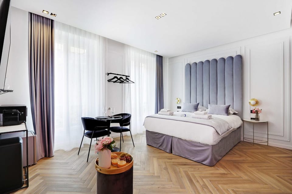 Bed, TV and multimedia, Photo of the whole room, Bedroom, minibar