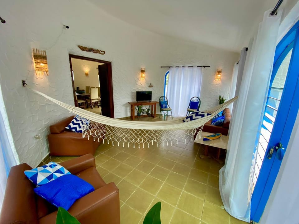 Casa estilo Grega com Spa Praia do Pernambuco House in State of São Paulo