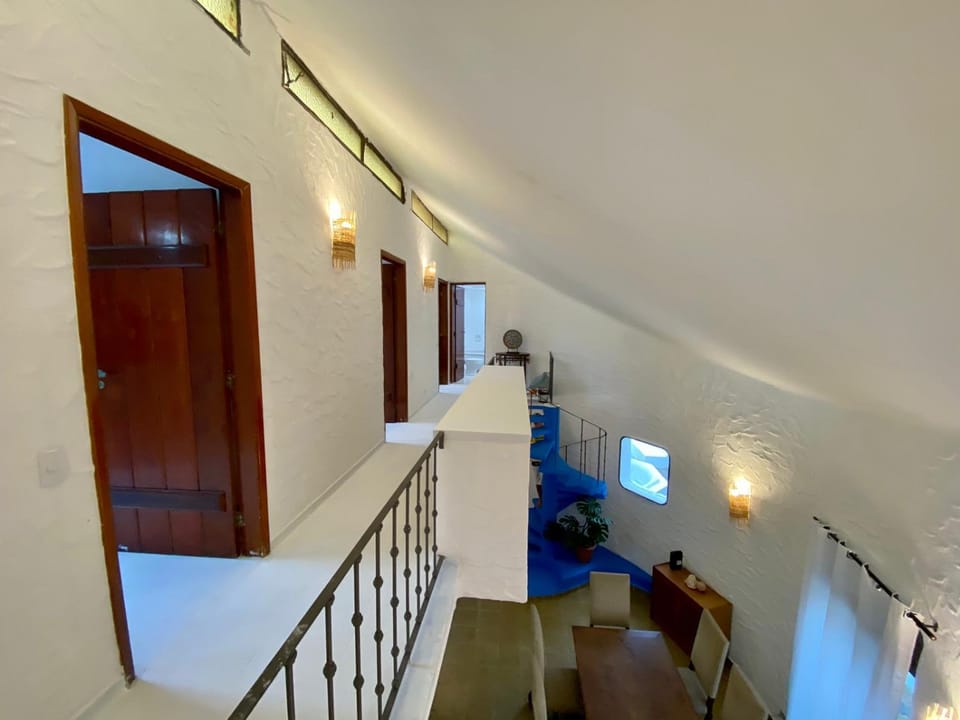 Casa estilo Grega com Spa Praia do Pernambuco House in State of São Paulo