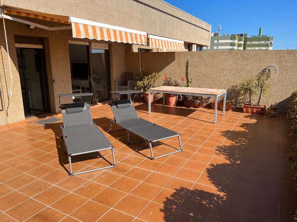Day, Balcony/Terrace, sunbed