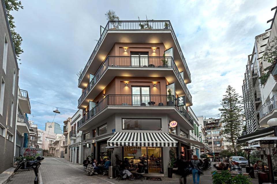 Property building, Street view, Location
