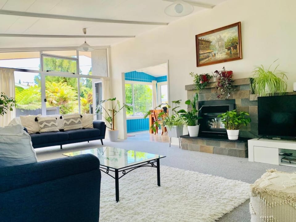 TV and multimedia, Living room