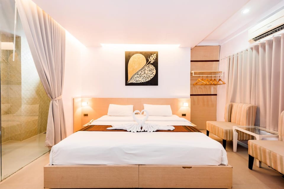 Bed, Photo of the whole room