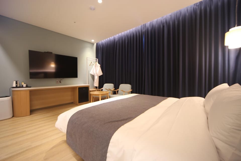 Hound Hotel Junggwan Hotel in Busan