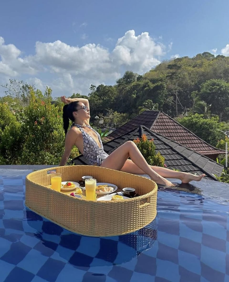 Day, People, Natural landscape, View (from property/room), Food and drinks, Food, Drinks